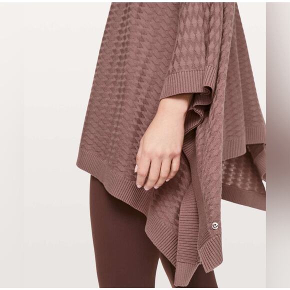 Lululemon Divinity Cashmere Blend Poncho – One Size (OS) - Picture 3 of 10